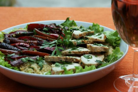 surprenante salade composée de poulet aux légumes façon wok